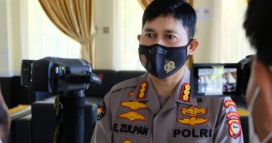 Personil Polda Sulsel Bersama TNI Terus Aktif bantu Nakes lacak kontak pasien COVID-19