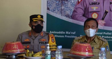 Kapolres Bone Tinjau Pelaksanaan Vaksinasi Massal di Pesantren Al Amir Fil Jannah.