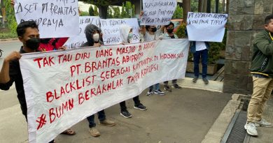 Demo PT Brantas Abipraya, Gagak: Tak Tau Diri Uang Masjid Dikorupsi.