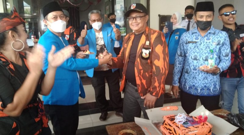 Sambut HUT PP Ke-62 Ketua KNPI dan PP Kecamatan Cijeruk Gelar Aksi Prenk.