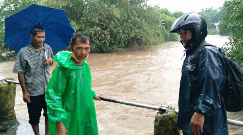 Air di Kali Ciliwung Masuk Siaga 3 Bhabinkamtibmas Monitoring Area Bantaran Sungai