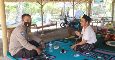 Jaga Kondusifitas, Bhabinkamtibmas  Polsek Wanasalam Polres Lebak Silahturahmi dengan Tokoh Agama.