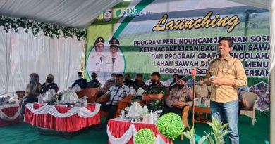 Petani Morowali Dapat Perlindungan Program Jamsostek dan Gratis Pengolahan Lahan Sawah.