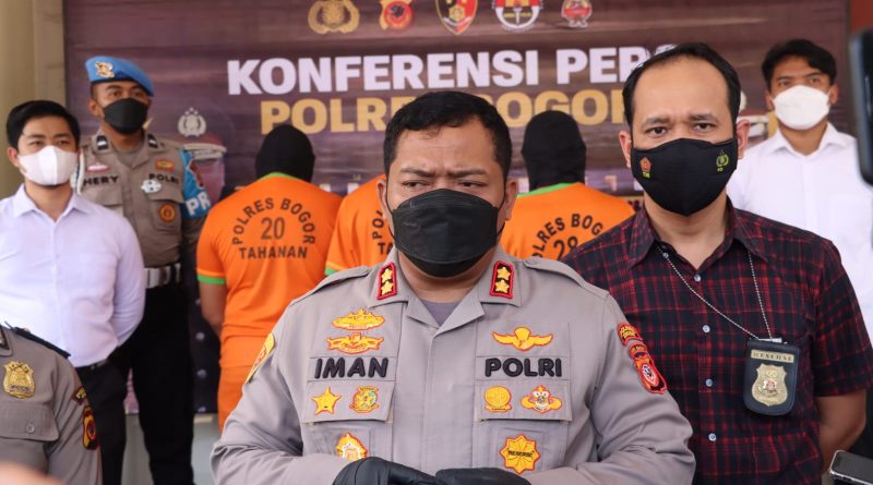 Polres Bogor Bekuk Kompolotan Begal Yang Tak Segan Lukai Para Korbannya.
