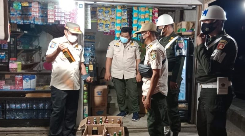 Patroli Rutin Satpol PP Tanah Bumbu Amankan Sejumlah Pasangan Mesum dan Miras