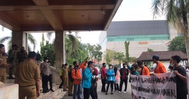 Forum Suara Mahasiswa dan Aliansi BEM NUSANTARA Sumatera Selatan Gelar Aksi.