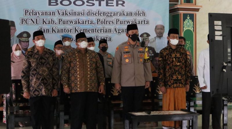 Polres Purwakarta Bersama PBNU dan Kemenag Kab.Purwakarta Gelar Program Vaksinasi Booster.