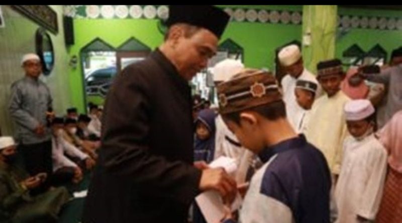 Bupati Tanah Bumbu Safati Ramadan di Kecamatan Satui