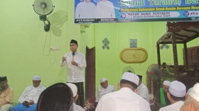 Safari Ramadhan Bupati Tanbu di Masjid Darul mustaqim Desa Paketelu