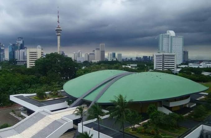 Sudah Tepat, DPR Minta Imbauan Kapolri Soal WFH Cegah Macet Arus Balik Ditindaklanjuti