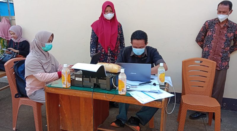 Dukung Percepatan Vaksinasi, Sikes Polres Takalar Gelar Gerai Vaksin Presisi di Polsel Polsel