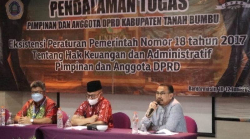 Ketua DPRD TANBU Ikuti Bimbingan Teknis di Banjarmasin