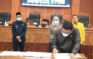 Sidang Rapat Paripurna DPRD Kota Depok Menyampaikan Pokir Tentang APBD-P Tahun 2022.