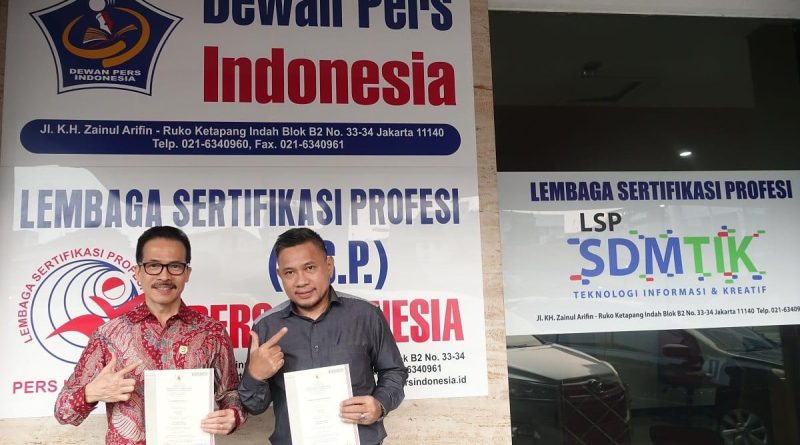 BNSP dan LSP Pers Indonesia Resmi Terbitkan Sertifikat Kompetensi Wartawan.