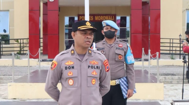 Wakapolres Morowali Kompol Donatus Kono, S.H., S.I.K Pimpin Apel Pagi.