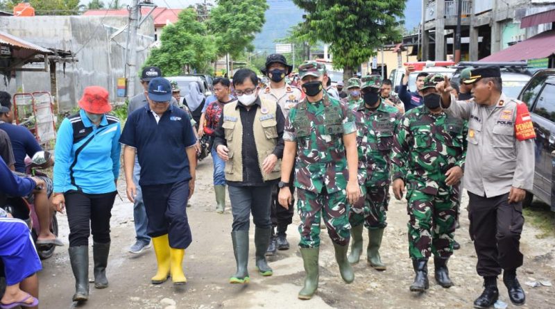 Banjir Bandang di Parimo: DANREM 132 Tadulako Tinjau  Lokasi Banjir.