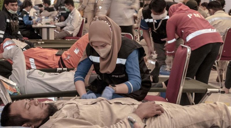 Semarak HUT RI Gelar Donor Darah IMIP Target 350 Kantong.