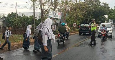 Pengaturan Pagi Satlantas Polres Takalar Sebagai Wujud Pelayanan Prima