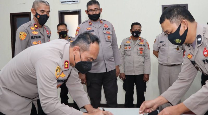 Kapolres Pimpin Penandatanganan Pakta Integritas Penerimaan Calon Tamtama Polri TA. 2023