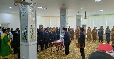 Bupati Tanah Bumbu melantik 79 Guru ,pejabat fungsional dan struktural