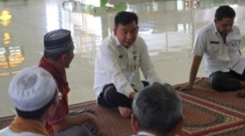 Kadis kominfo SP Tanbu Monitoring Program Satu Desa Satu Masjid.