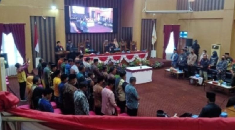 Rapat Paripurna Persetujuan Tiga Raperda Usulan Inisiatif DPRD Tanah Bumbu