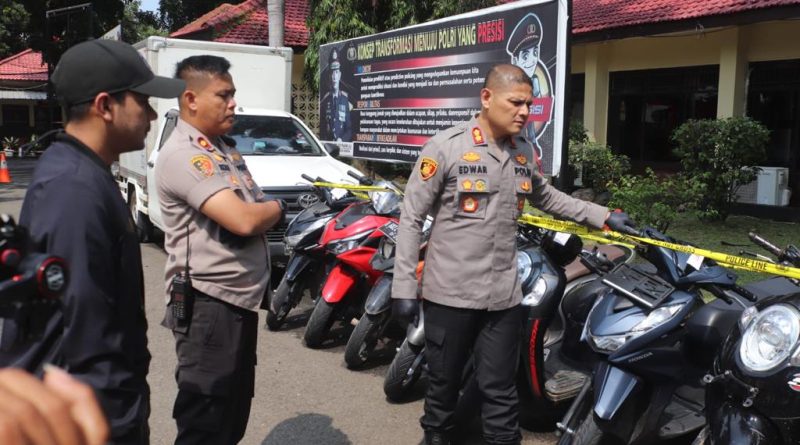 Polres Purwakarta Berhasil Meringkus Komplotan Penggelapan Sepeda Motor.