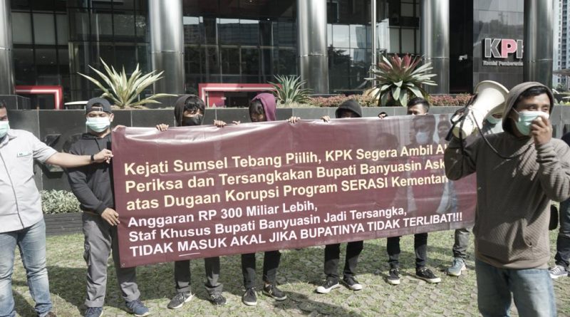 Duga Proses Hukumnya Tebang Pilih, FORMASA Demo KPK Minta Ambil Alih Dugaan Korupsi Serasi dan Minta Periksa Bupati Banyuasin Askolani.