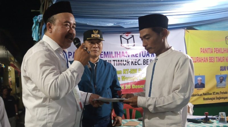 Semarak Demokrasi Pemilihan Ketua RT.04/06 di Kelurahan Beji Timur di Menangkan Nomer Urut Satu Aryanto.