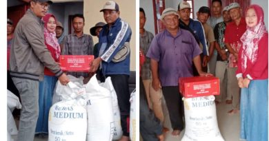 Pemdes dan Masyarakat Teluk Piyai Pesisir Ucapkan Terima Kasih Kepada Pemda Rohil Atas Bantuan Banjir Tahun 2022.