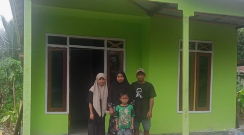 Warga Jalan Ins Gub Dapat Program Bedah Rumah Dari Pemkab Tanbu