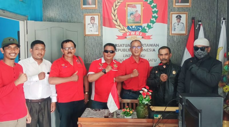 Kunker DPD PWRI Jawa Barat ke DPC PWRI Purwakarta Sekaligus Penyerahan SK Kepengurusan Baru.