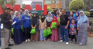 FPII Bersinergi Bersama Srikandi Demokrat Bagikan Takjil dan Santunan Anak Yatim-piatu