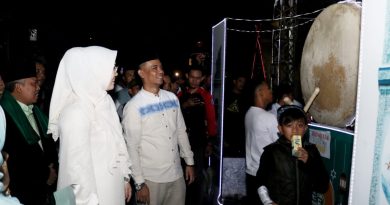 Sambut Malam Takbiran Bupati Purwakarta Mengadakan Festival Dulag  Tradisi Nusantara.