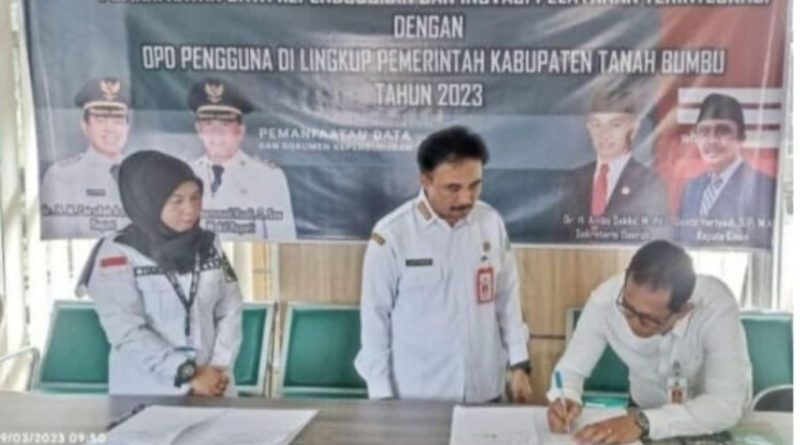 Disdukcapil Tanah bumbu Lakukan Pemanfaatan Data Kependudukan Dengan Organisasi Perangkat Setempat (OPS)