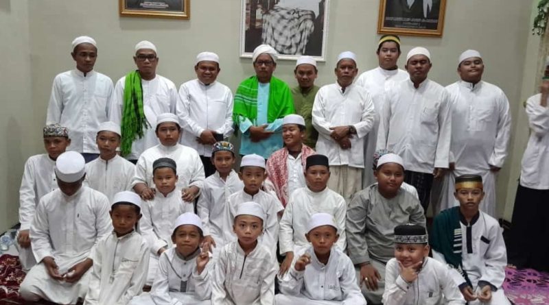 Anggota DPRD Tanbu H.Hasannudin.Sag Gelar Buka Puasa Buka Puasa Bersama anak-anak Yatim 