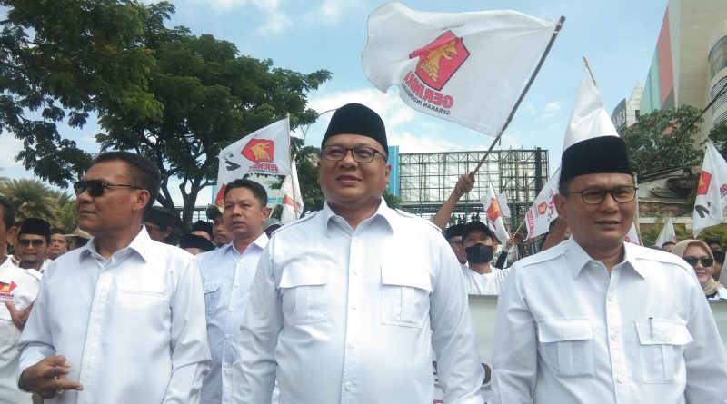 Terakhir Pendaftaran Bacaleg DPC Gerindra Diiringi Marching Band Ke KPU Depok.