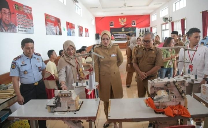 Pemkab Purwakarta Gandeng Lapas Gelar Pelatihan Menjahit Untuk Warga Binaan