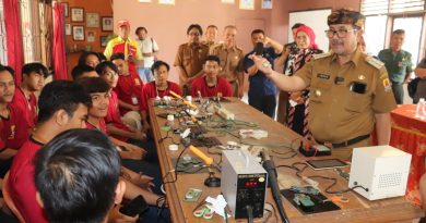 Pemkab Cirebon Dorong Masyarakat Miliki Keterampilan Untuk Bersaing di Dunia Kerja