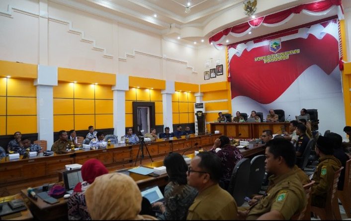 Pemkab Tanbu Ikuti Kegiatan FGD Penyusunan RTR Rencana Zonasi Kawasan Stretegi Nasional