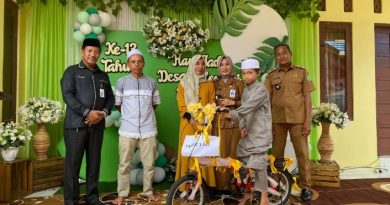 Peringati Hari Jadi Desa Yang Ke-13 Desa Polewali Marajae Berikan Hadiah Sepeda Kepada Anah Penghafal Qur,an