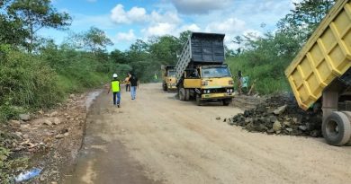 Langkah dan upaya serius perbaikan kerusakan jalan nasional KM 171 terus dilakukan Pemkab Tanbu