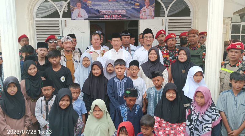 Peringati 10 Muharram 1445 H, DPC SATRIA Gelar Tasyakuran Sekretariat dan Santunan Anak Yatim Piatu