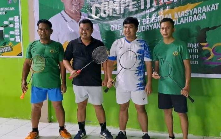 Ketua dan Sekretaris Koni Tanbu Kalahkan Dou Milinieal di Ajang Oke Badminton 2023