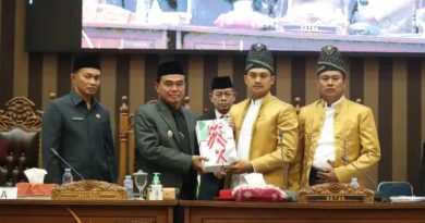 Rapat Paripurna DPRD Tanbu Membahas Penyampaian RAPBD Perubahan 2023