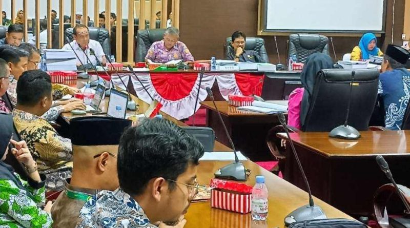 Hadapi Akhir Tahun Anggaran 2023 DPRD Tanah Bumbu Bahas Anggaran SKPD