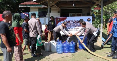 HUT.Humas Polri Ke-72: Polres Morowali Salurkan Air Bersih Ke Rumah Warga Yang Terkena Dampak Krisis Air Akibat Musim Kemarau