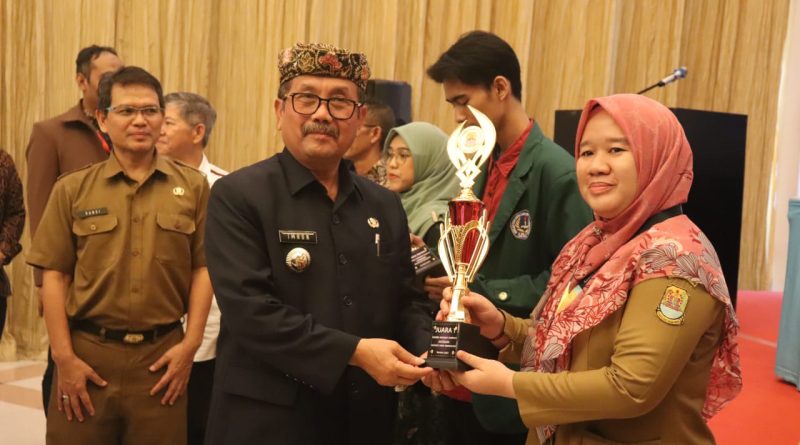 Anugrah Lomba Inovasi Daerah, Pemkab Cirebon Berikan Penghargaan kepada Belasan Inovator