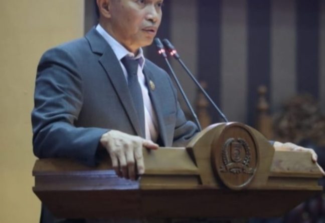 Ketua DPRD Tanbu Pimpin Rapat Paripurna, Setujui 12 Raperda Strategis untuk Tahun 2024