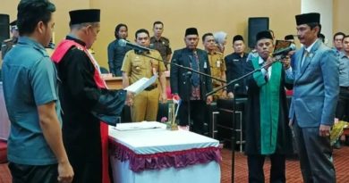 Wakil Ketua DPRD Tanah Bumbu Dilantik: Harmanuddin Siap Jadi Penyalur Aspirasi Masyarakat”